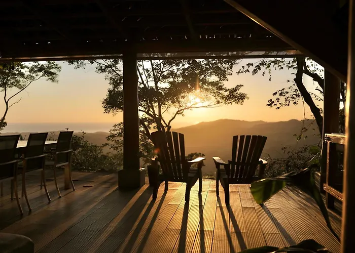 Ocean View Teak House, Samara Nosara, Sal Vida 1 Hébergement de vacances *
